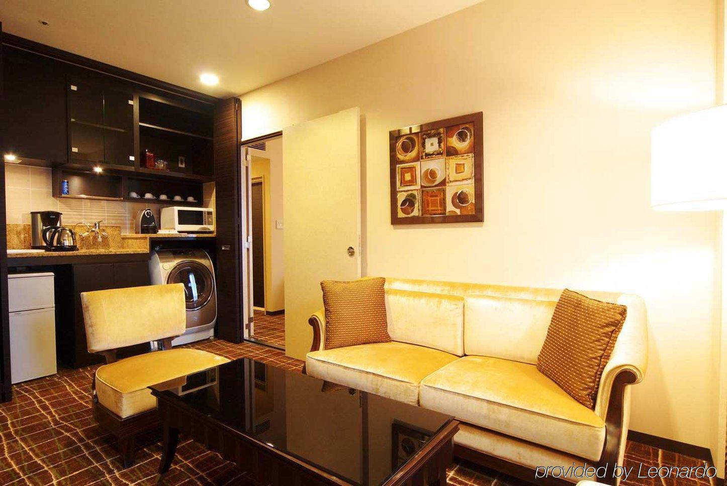 Doubletree By Hilton Naha Hotell Rom bilde